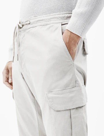 Pantaloni s.Oliver, gri
