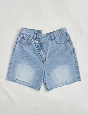 Pantaloni scurti SHEIN, albastru