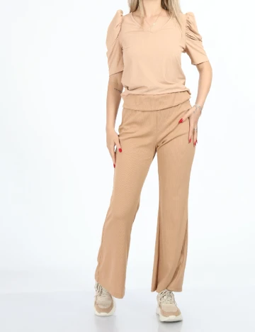 Pantaloni SHEIN, maro