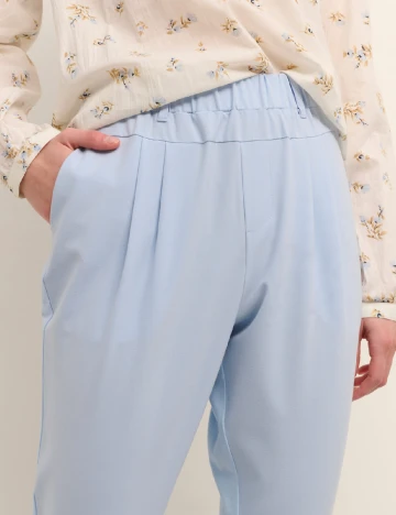 Pantaloni Kaffe, albastru