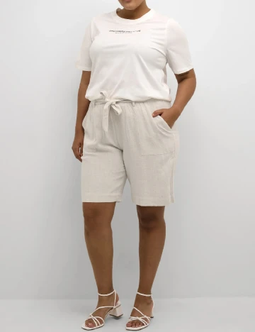 Pantaloni scurti Kaffe Curve, crem