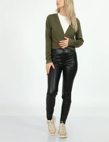 Bolero Kaffe, kaki