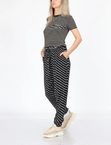 Pantaloni Kaffe, negru