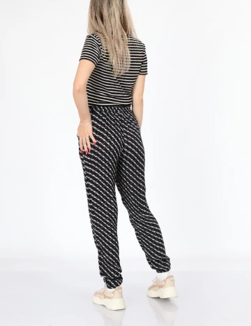 Pantaloni Kaffe, negru