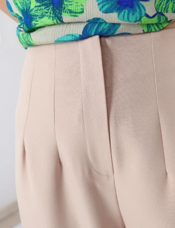 Pantaloni SHEIN, crem