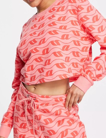 
						Top ASOS, roz