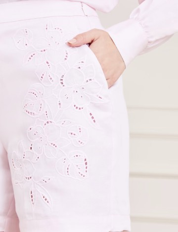 Pantaloni scurti Marciano Guess, roz pal