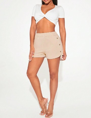 
						Pantaloni scurti SHEIN, bej