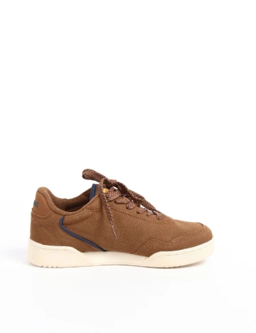 Adidasi Hummel, maro