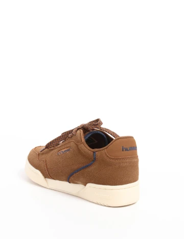 Adidasi Hummel, maro