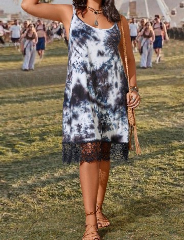 
						Rochie medie SHEIN CURVE, alb/negru