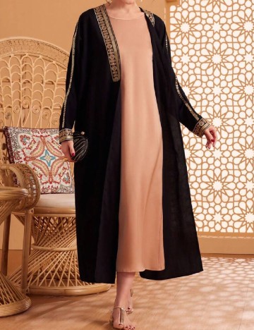 
						Rochie lunga SHEIN, crem/negru