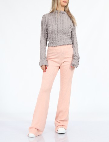 
						Pantaloni Guess, roz
