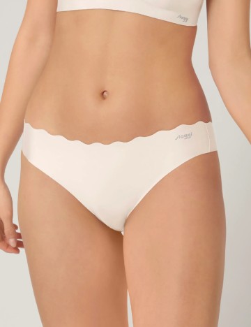 
						Chilot Sloggi by Triumph, ecru