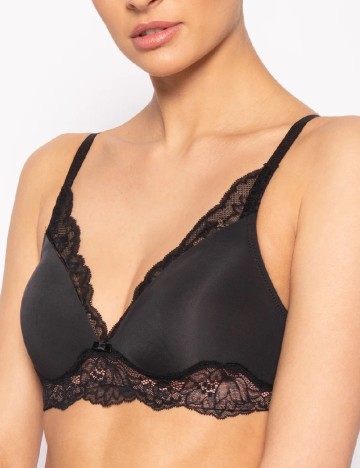 
						Sutien Triumph, negru
