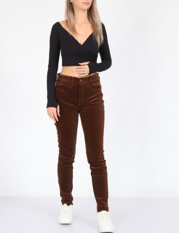 
						Pantaloni American Eagle, maro