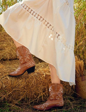 Ciocate SHEIN, maro