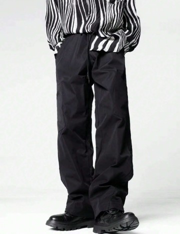 
						Pantaloni SHEIN, negru