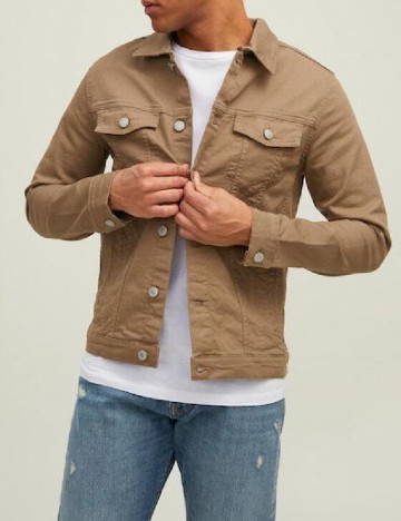 
						Jacheta Jack&Jones, maro