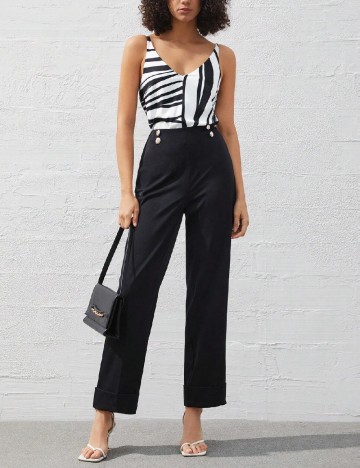 
						Pantaloni SHEIN, negru