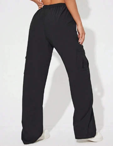 Pantaloni SHEIN, negru