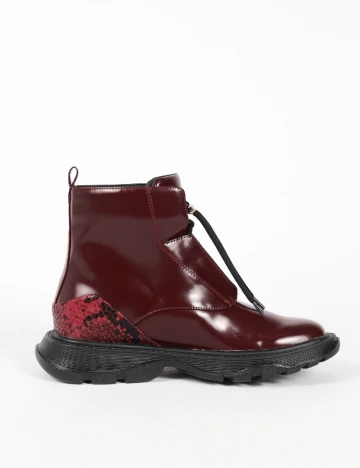 Ghete SuperTrash, visiniu Rosu