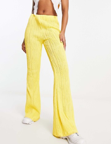 
						Pantaloni Annorlunda, galben