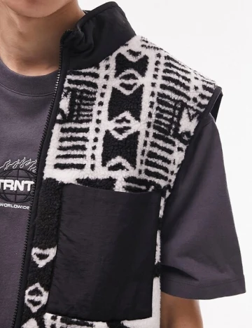 Vesta Topman, negru