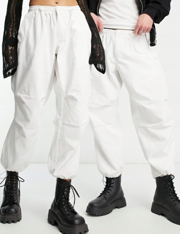 
						Pantaloni Reclaimed Vintage, alb
