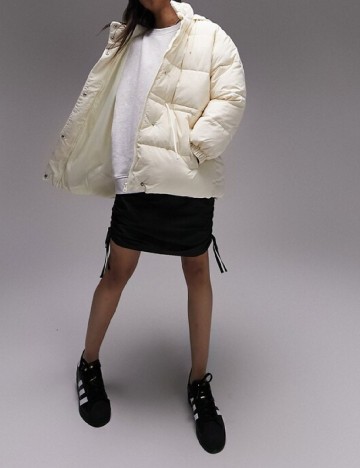 
						Geaca Top Shop, crem