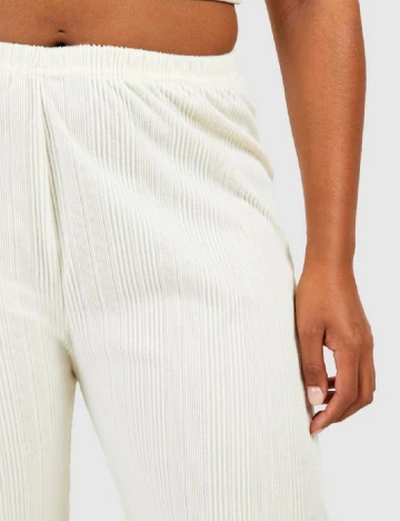 Pantaloni Boohoo Plus Size, ecru