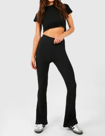 Pantaloni Boohoo, negru Negru