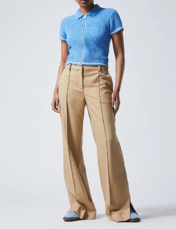 
						Pantaloni Weekday, maro