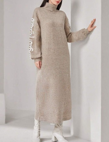 
						Rochie lunga SHEIN, bej