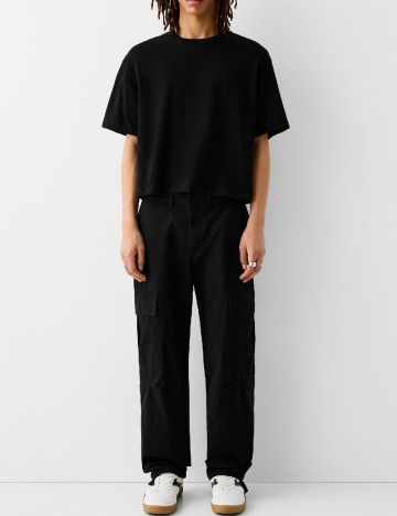 
						Pantaloni Bershka, negru