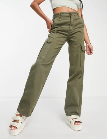 Pantaloni Stradivarius, verde