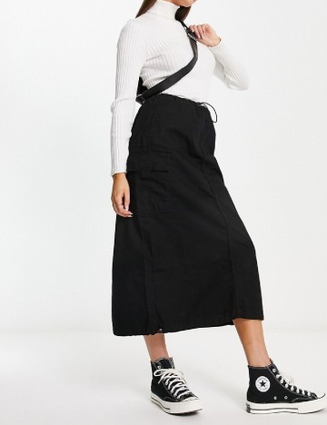 Fusta Bershka, negru