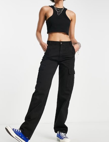 
						Pantaloni Stradivarius, negru