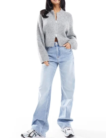 Blugi Stradivarius, albastru