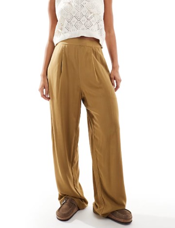 
						Pantaloni ASOS, kaki