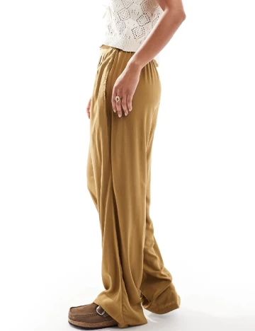 Pantaloni ASOS, kaki