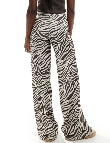 Pantaloni ASOS, crem/maro
