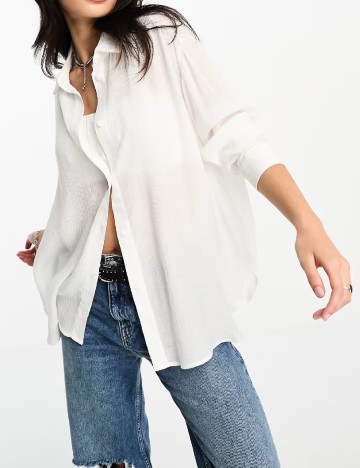 
						Camasa Oversize Bershka, alb