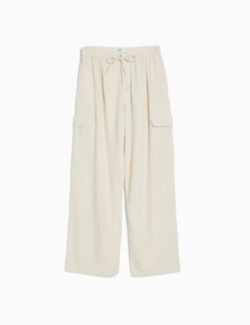Pantaloni Bershka, crem