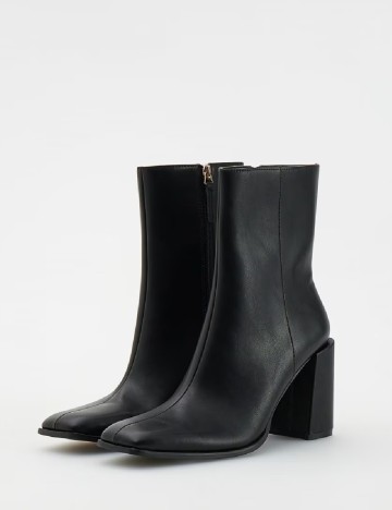 
						Botine Reserved, negru