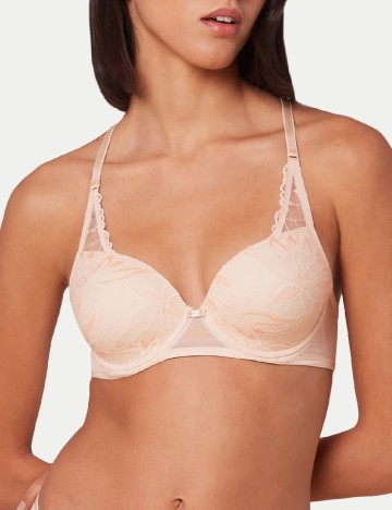 
						Sutien Triumph, crem