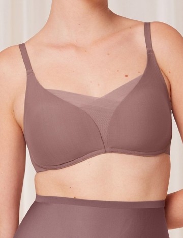 
						Sutien Triumph, roz pudra