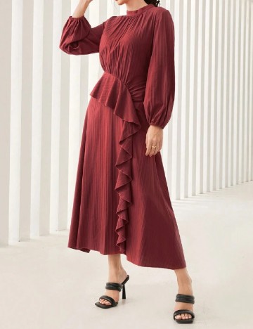 
						Rochie lunga SHEIN, visiniu