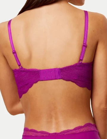 Sutien Triumph, mov Mov