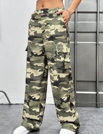 Pantaloni SHEIN, army Verde